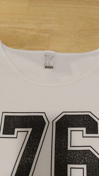Camiseta Blanca Decathlon Número 76