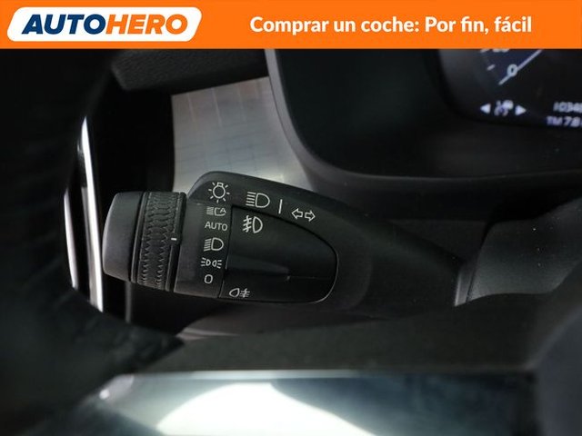 Volvo XC40 2.0 T4 Business Plus AWD