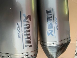 Escapes Akrapovic Yamaha FJR 1300