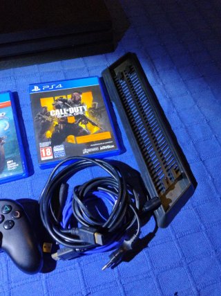 PS4 PRO 1TB 1 Mando / opc de 6 Juegos x40e +