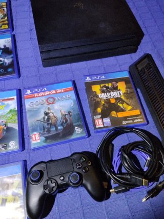 PS4 PRO 1TB 1 Mando / opc de 6 Juegos x40e +