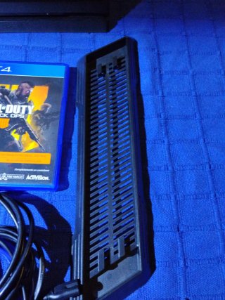 PS4 PRO 1TB 1 Mando / opc de 6 Juegos x40e +