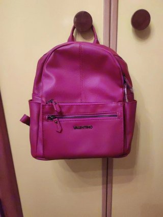 Mochila Mario Valentino. Color granate