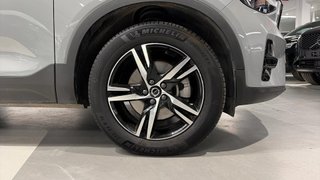 VOLVO XC40 2.0 B3 PLUS DARK AUTO 163 5P