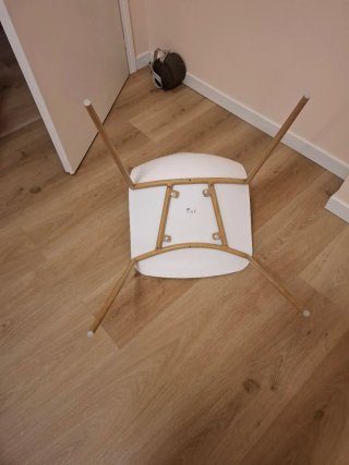 Sedia JYSK NEDERBY bianca legno