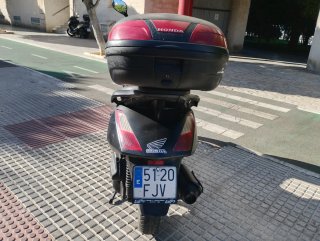 Honda Fest 125cc Scooter Negra