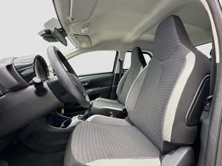 Toyota Aygo 1.0 70 x-play