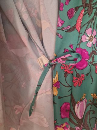 Bata kimono floral verde