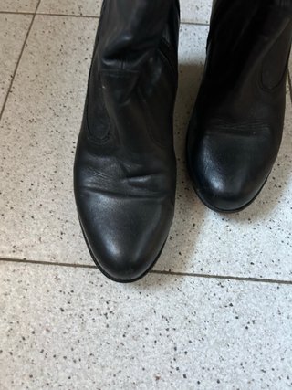 Stuvali Stivali neri con lacci