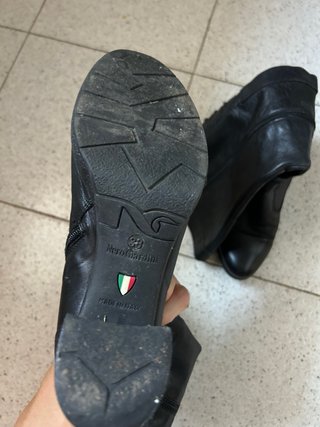 Stuvali Stivali neri con lacci