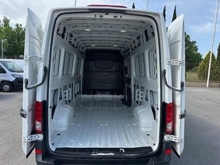 VOLKSWAGEN CRAFTER 2.0 TDI BM 35 L4 H2 140 FURGON