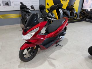 Honda PCX 125 Roja