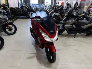 Honda PCX 125 Roja