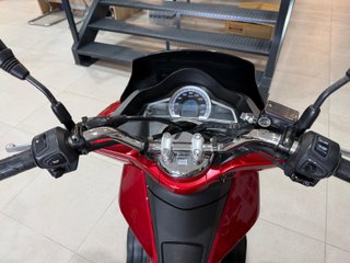 Honda PCX 125 Roja
