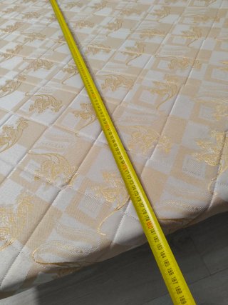Base tapizada 105x80 cm
