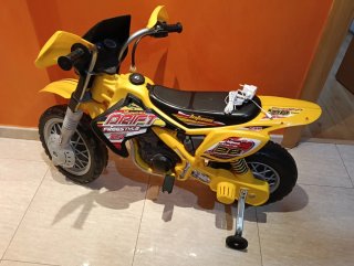 Moto Eléctrica Infantil Injusa 250 Motocross
