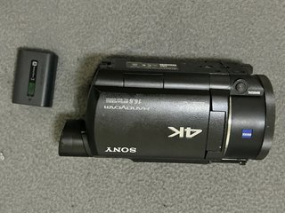 Sony FDR-AX53 4K Handycam
