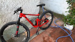 Giant Anthem 29 Fox XT Roja