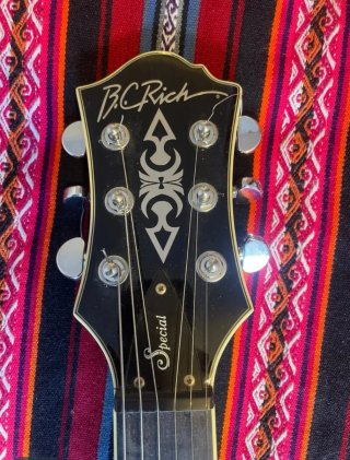 B.C.Rich Mockingbird Guitarra Eléctrica Negra