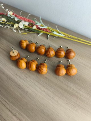Tiradores de madera maciza (12 uds)