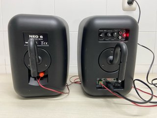 Altavoces WORK NEO 6 uno amplificado y otro pasivo