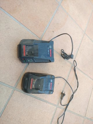 Dos Cargadores Bosch AL 1860 CV 1880cv