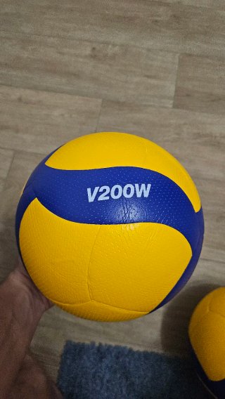 Palloni Mikasa V200W FIVB Approved
