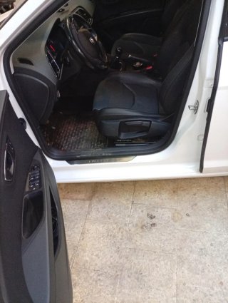 SEAT Leon 1.6 ST familiar 2015 etiqueta C