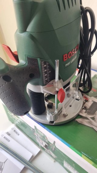 Fresatrice Bosch POF 1200 AE