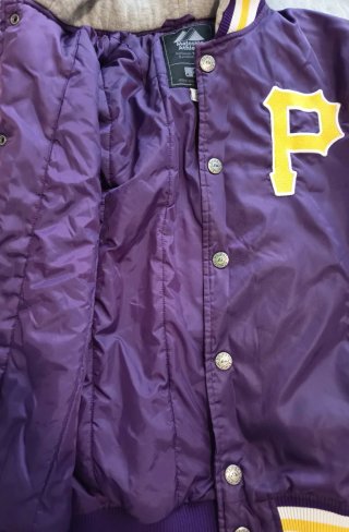 Chaqueta Varsity Majestic Pittsburgh Pirates L