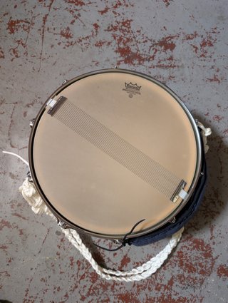 Caja de batería NP Drums con funda tambor