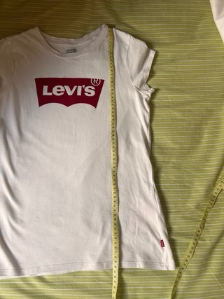 Camiseta Levi's Blanca Logo Rojo