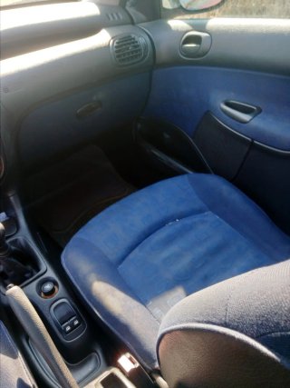 Peugeot 206 2002