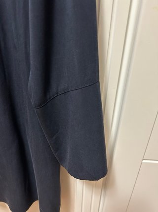 Blusón largo Mango satinado Talla L