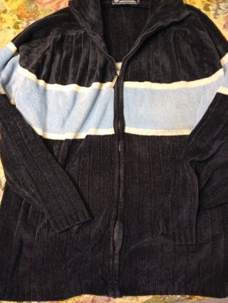 Set uomo 4 pezzi: camicia, felpa, due pantaloni