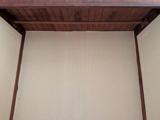 Guardaroba in legno massello
