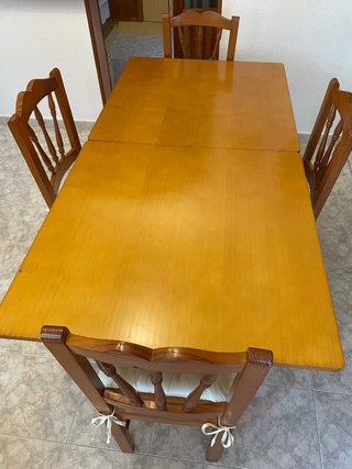 Conjunto mesa comedor plegable 4 sillas