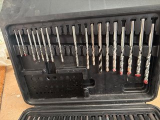 Maletín de brocas para taladro
