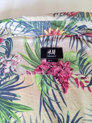 Camicia H&M a Manica Corta Taglia M con Stampa Tropicale