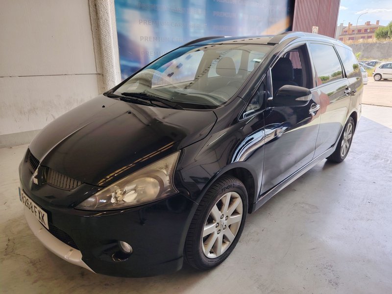 Mitsubishi Grandis 2007 - foto 1