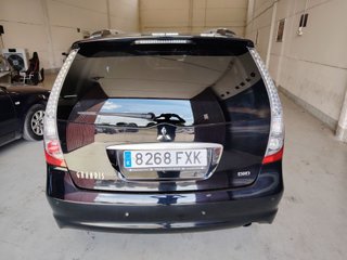Mitsubishi Grandis 2007