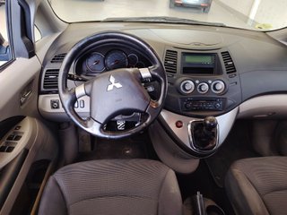 Mitsubishi Grandis 2007