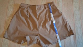 Pantalón corto vestir beige Talla S