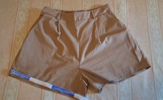 Pantalón corto vestir beige Talla S