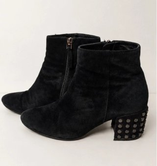 Botines negros tacón ancho con tachas Bibi Lou