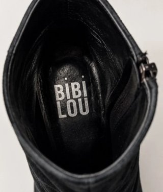Botines negros tacón ancho con tachas Bibi Lou