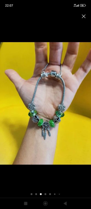 Pulsera estilo Pandora con charms bisutería