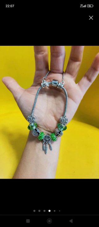 Pulsera estilo Pandora con charms bisutería