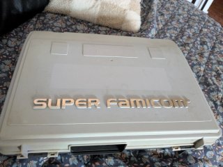 Consola Nintendo Super Famicom con Maletín