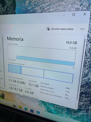 Tiny lenovo m920x i5 8gen 16gb ram grafica rx560